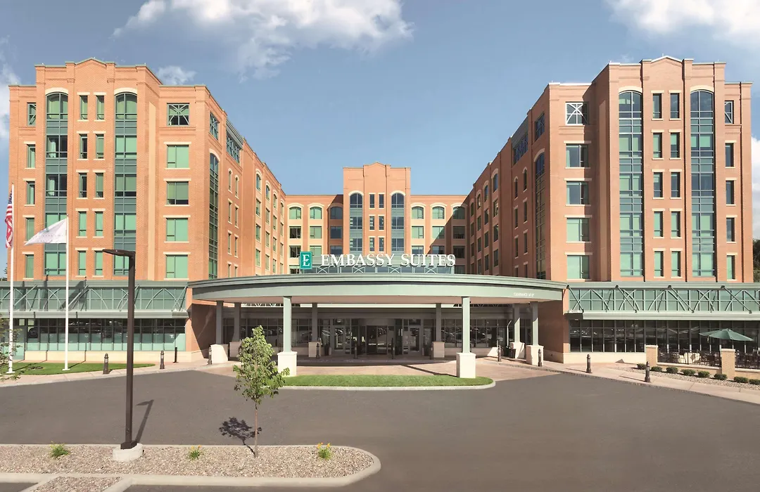 Embassy Suites Saratoga Springs-1